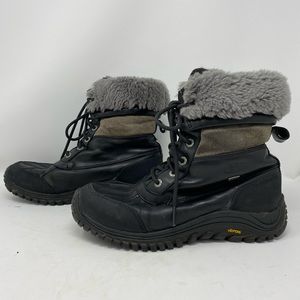 UGG Women’s Adirondack Boots Black and Gray Size 9
